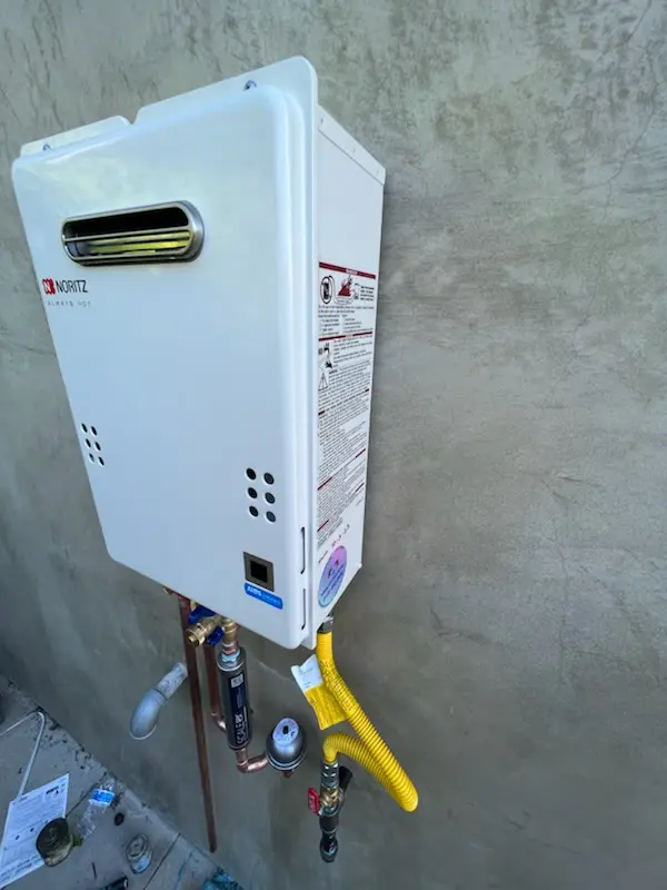 Tankless water heater installation for Rosemont homes